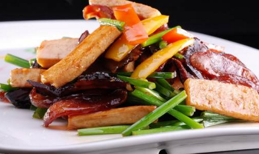 臘肉這么吃，香到不行